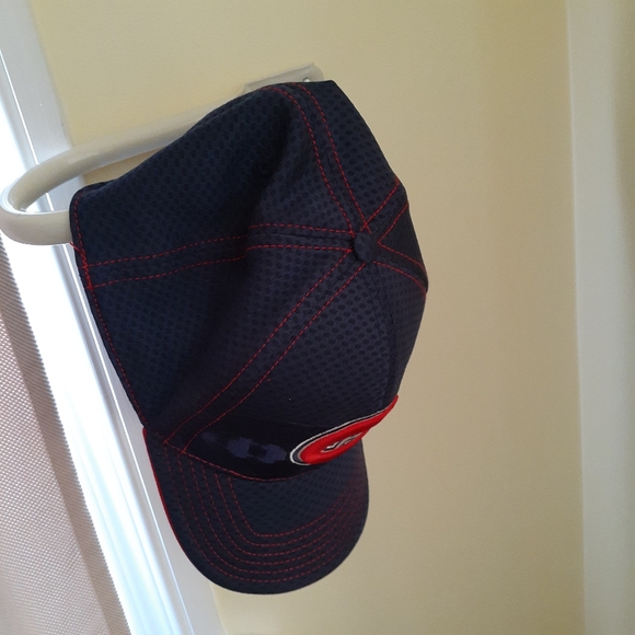 Men's S/M Montreal Canadians Baseball hat - Picture 3 of 5